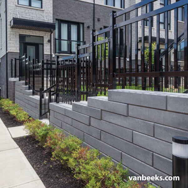 Unilock Sienastone Smooth Coping